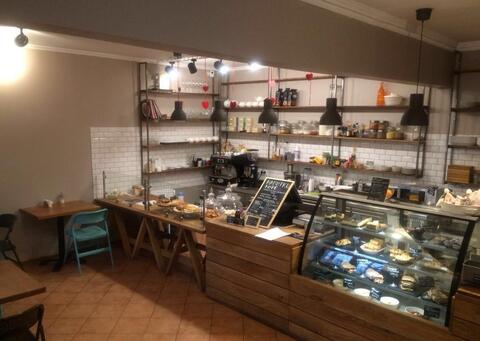 Фото: Сдаю в аренду торговое помещение площадью 54 кв. м, расположенное test