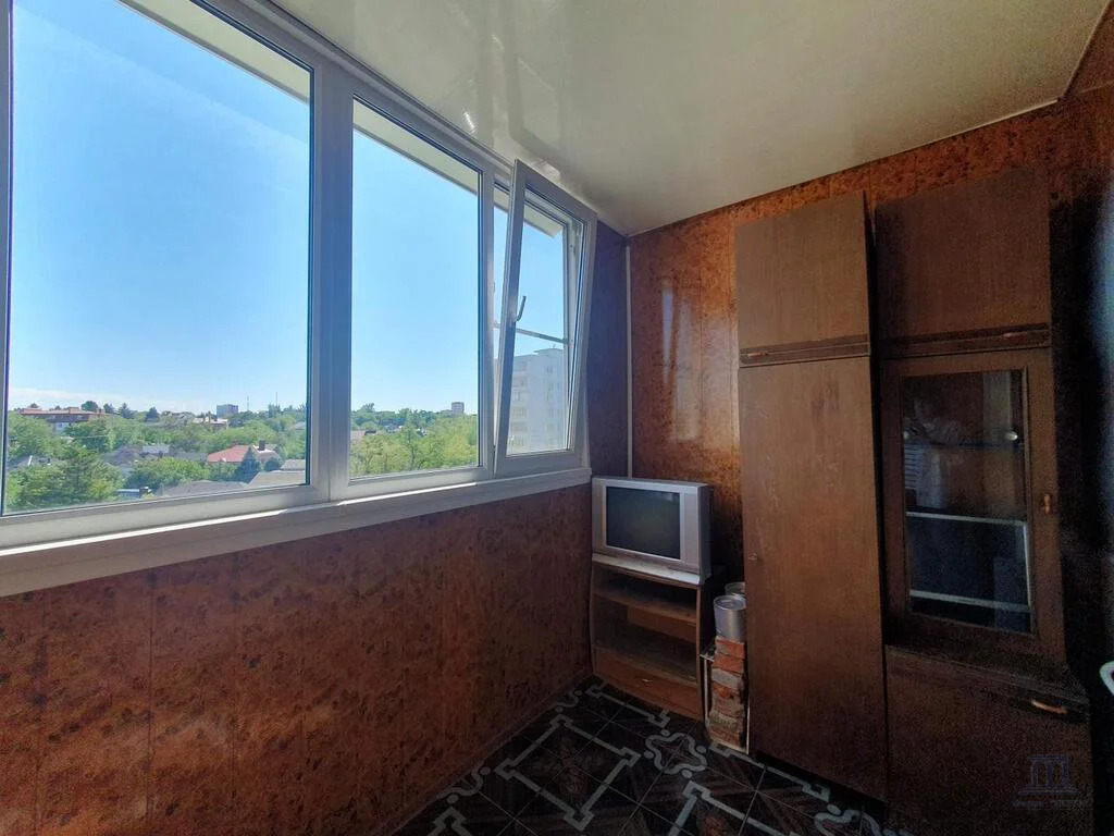 Продажа 2-комнатной квартиры, Ростов-на-Дону, ул. Разина,  1