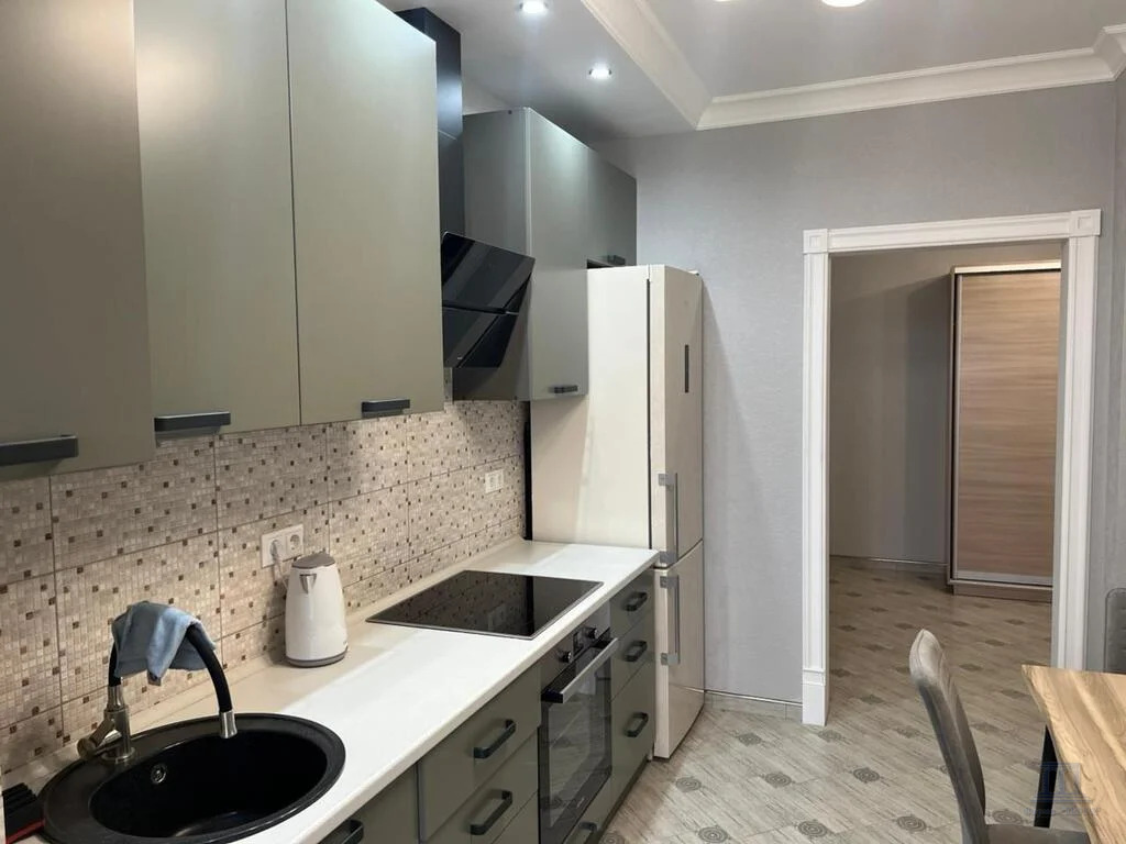 Продажа 1-комнатной квартиры, Ростов-на-Дону, ул. Баррикадная 2-я,  4