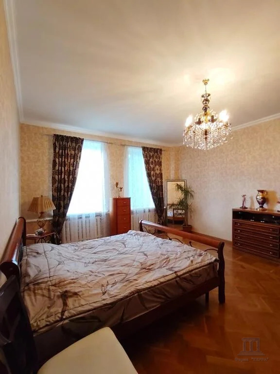 Продажа дома, 180м <sup>2</sup>, 12 сот., Новочеркасск, ул. Комитетская,  139