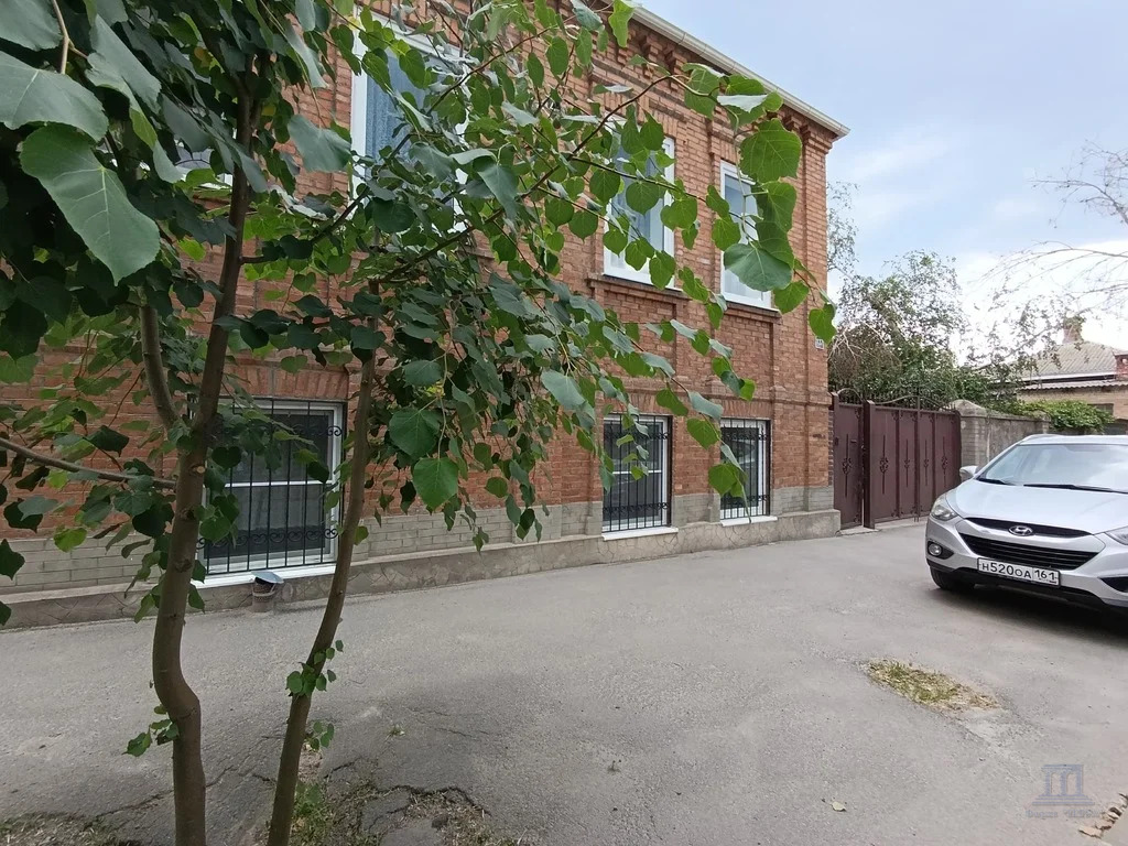 Продажа дома, 180м <sup>2</sup>, 12 сот., Новочеркасск, ул. Комитетская,  139