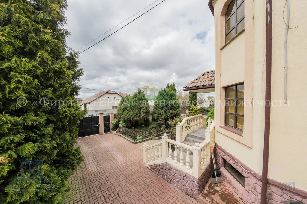 Продажа дома, 448м <sup>2</sup>, 6 сот., Ростов-на-Дону, Аральский пер.,  10