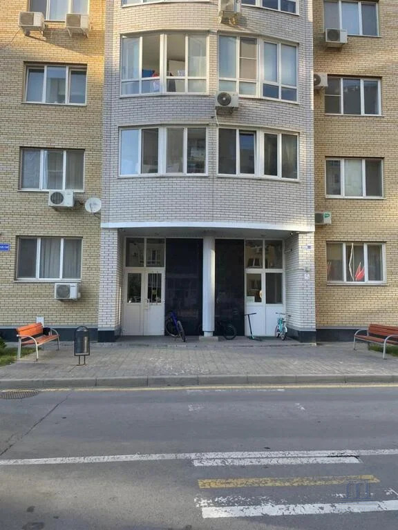 Продажа 1-комнатной квартиры, Ростов-на-Дону, 40-летия Победы пр-кт.,  13/10