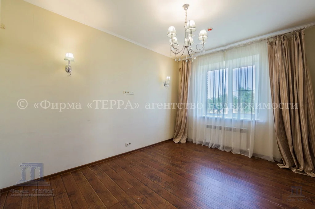 Продажа дома, 300м <sup>2</sup>, 6 сот., Ростов-на-Дону, ул. Ровенская,  114