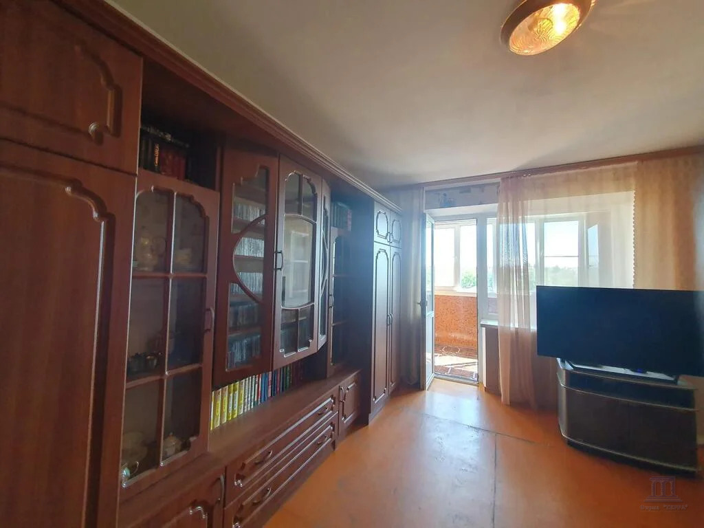 Продажа 2-комнатной квартиры, Ростов-на-Дону, ул. Разина,  1