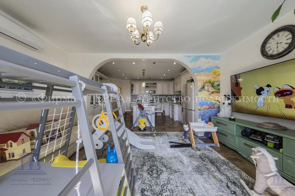 Продажа 3-комнатной квартиры, Ростов-на-Дону, ул. Каяни,  9В