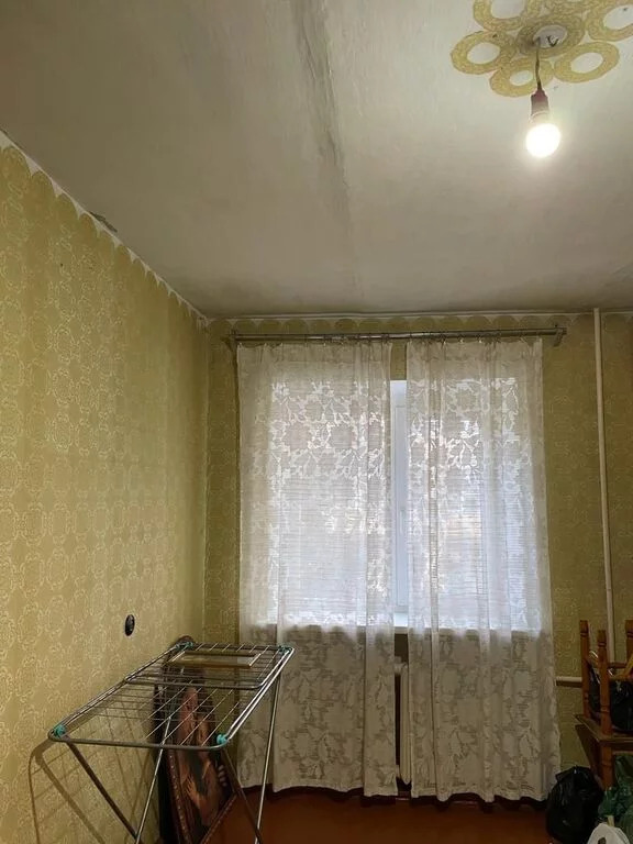 Продажа 3-комнатной квартиры, Батайск, ул. Октябрьская,  151