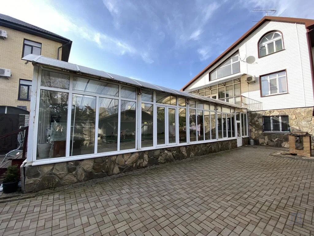 Продажа дома, 486м <sup>2</sup>, 12 сот., Камышеваха, ул. Центральная,  9