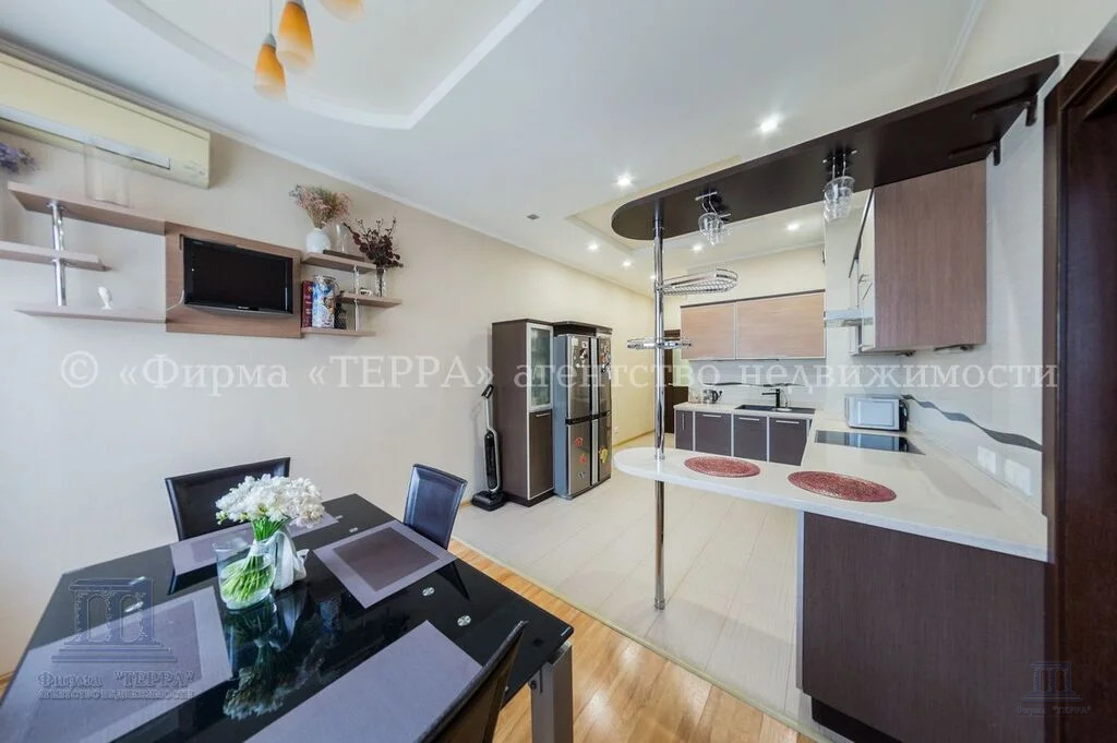 Продажа 3-комнатной квартиры, Ростов-на-Дону, ул. Текучева,  139В