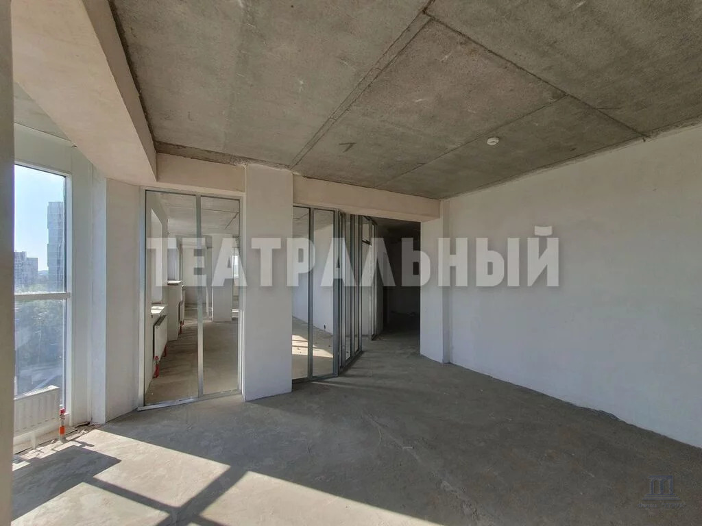 Продажа 4-комнатной квартиры, Ростов-на-Дону, ул. Искусственная,  29