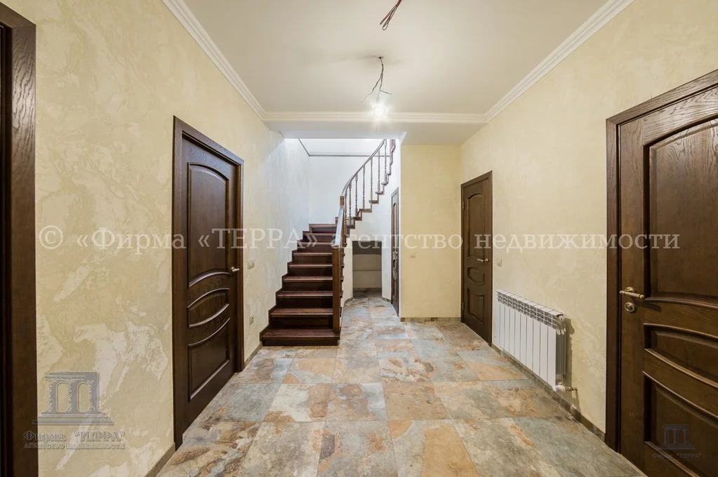 Продажа дома, 300м <sup>2</sup>, 6 сот., Ростов-на-Дону, ул. Ровенская,  114