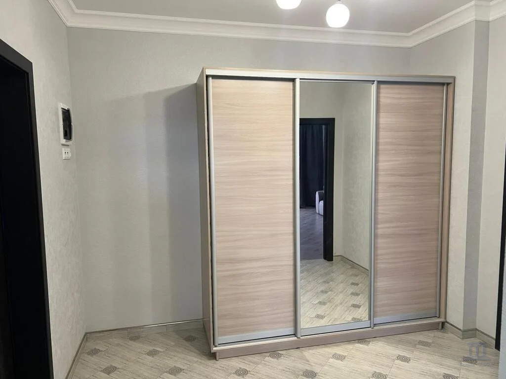 Продажа 1-комнатной квартиры, Ростов-на-Дону, ул. Баррикадная 2-я,  4