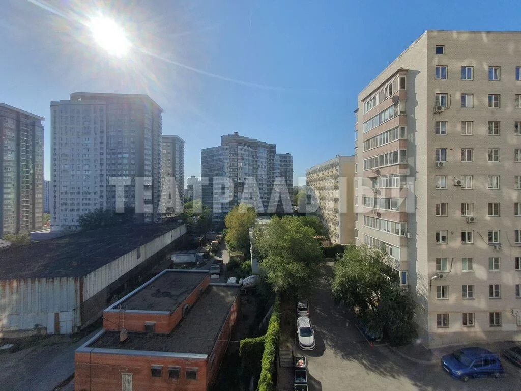 Продажа 4-комнатной квартиры, Ростов-на-Дону, ул. Искусственная,  29