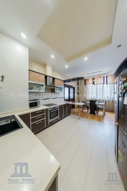 Продажа 3-комнатной квартиры, Ростов-на-Дону, ул. Текучева,  139В