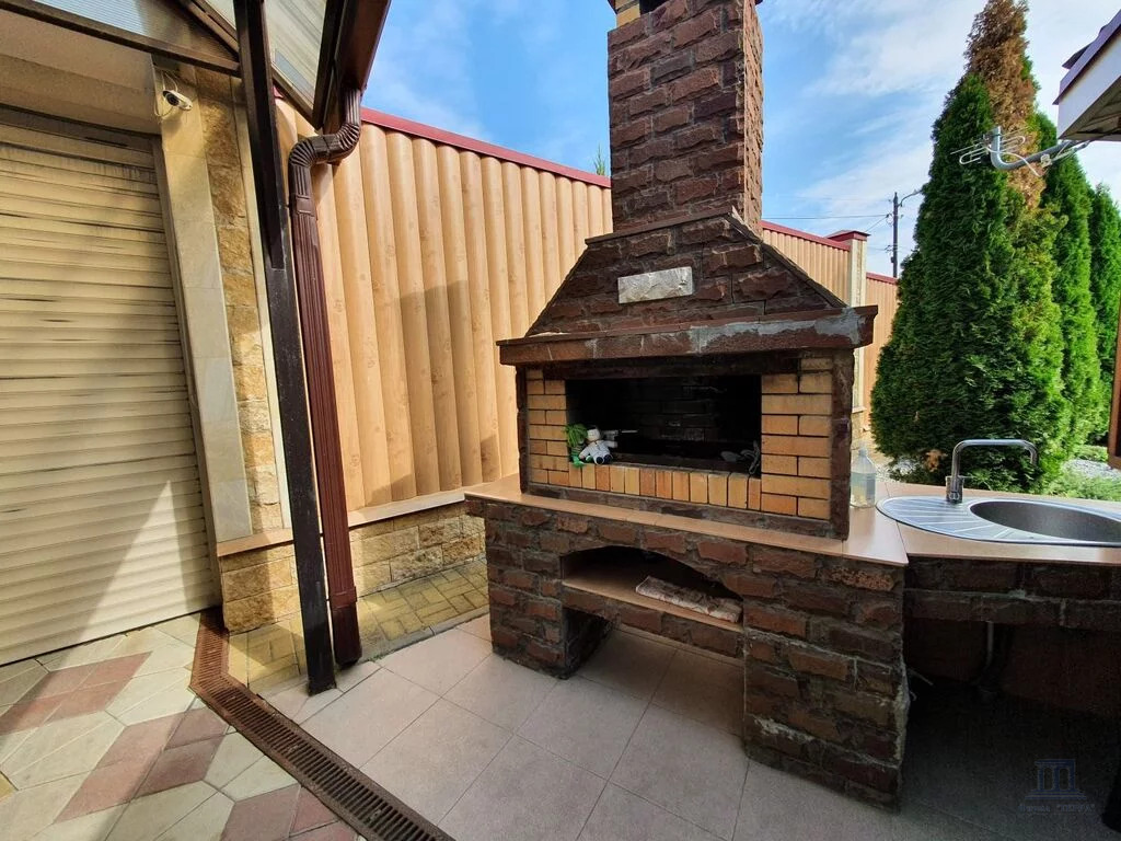 Продажа дома, 480м <sup>2</sup>, 8 сот., Ленинаван, ул. Набережная