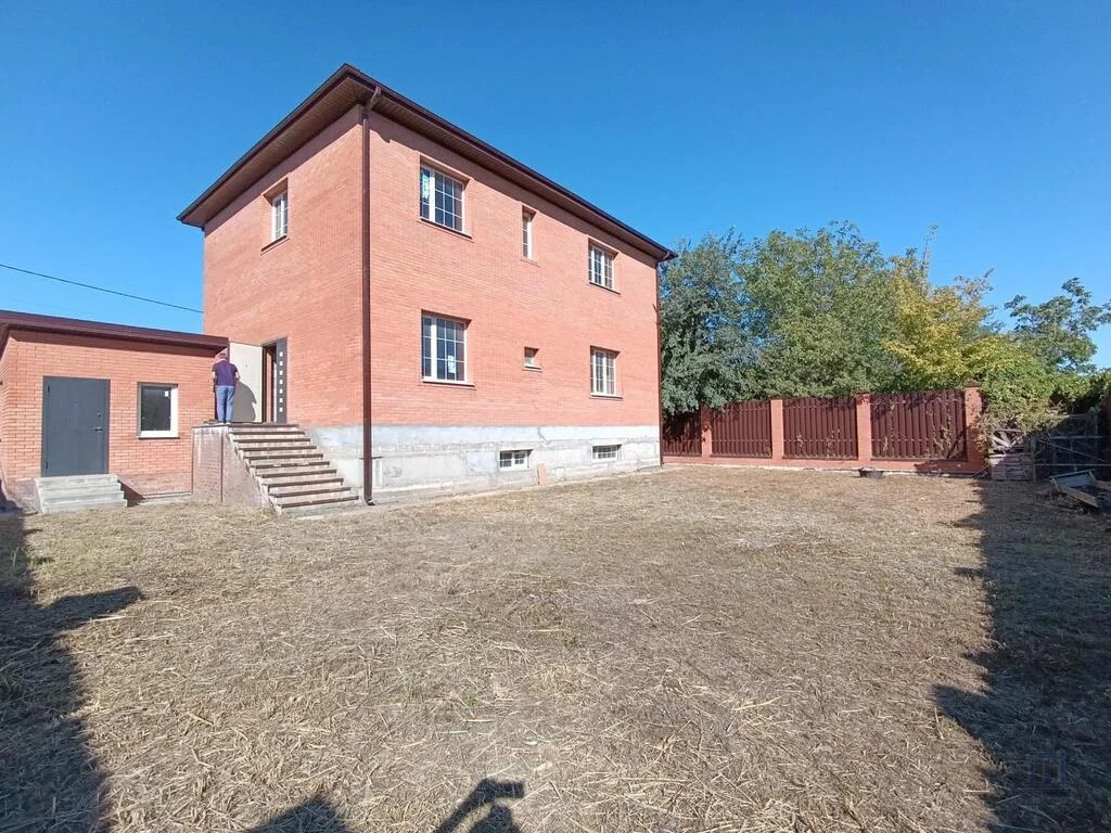 Продажа дома, 309м <sup>2</sup>, 5 сот., Ростов-на-Дону, Златоустовская,  10/1