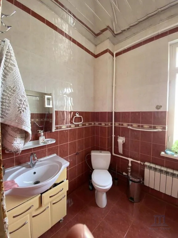 Продажа дома, 486м <sup>2</sup>, 12 сот., Камышеваха, ул. Центральная,  9