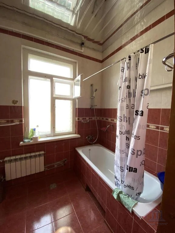 Продажа дома, 486м <sup>2</sup>, 12 сот., Камышеваха, ул. Центральная,  9