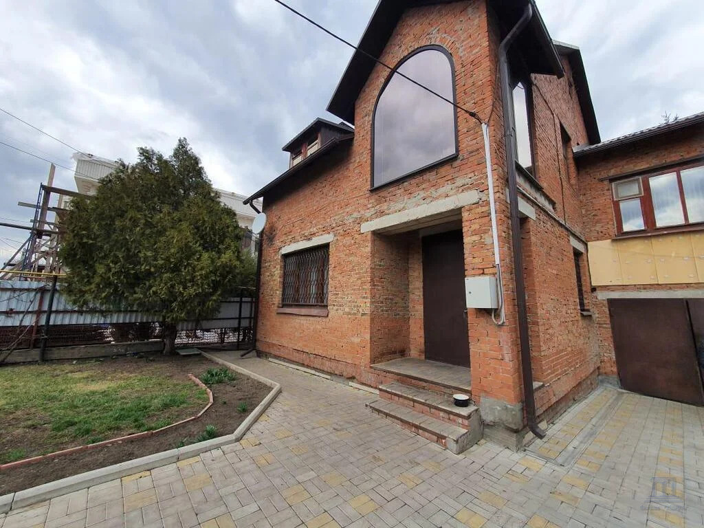 Продажа дома, 205м <sup>2</sup>, 6 сот., Камышеваха, ул. Озерная