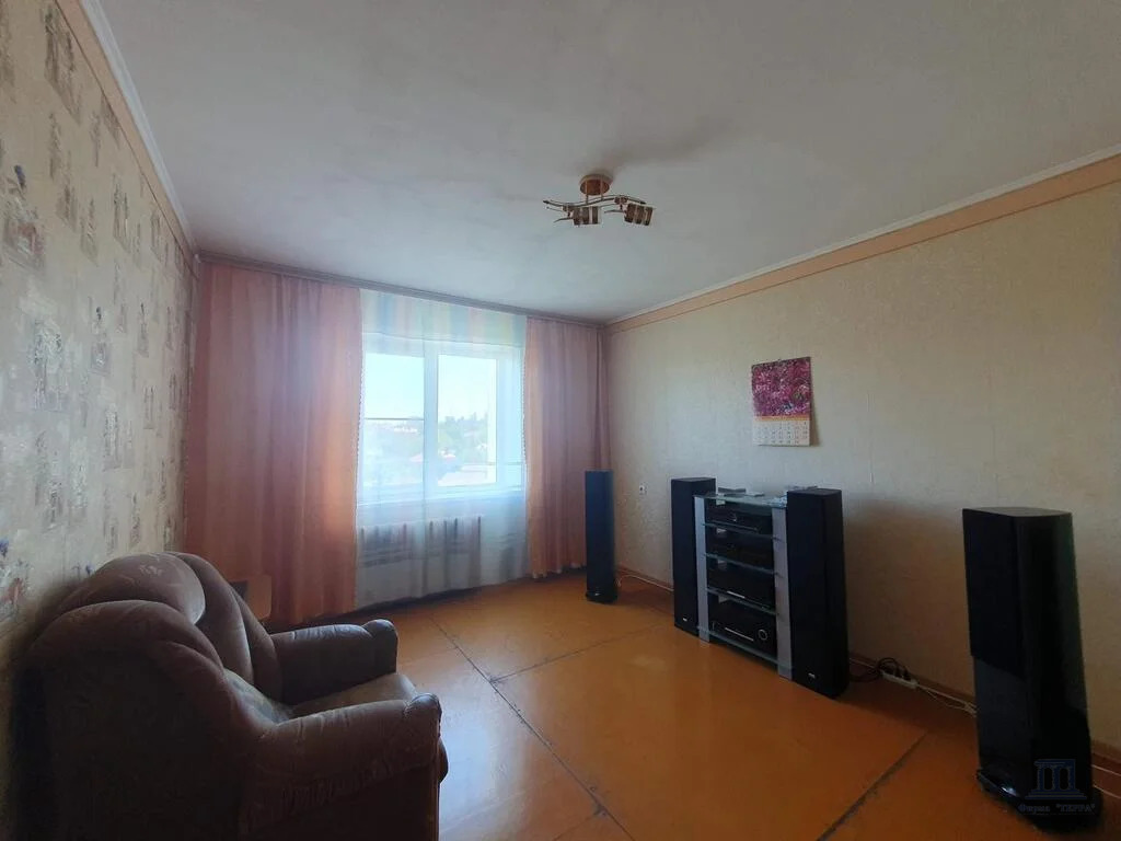 Продажа 2-комнатной квартиры, Ростов-на-Дону, ул. Разина,  1