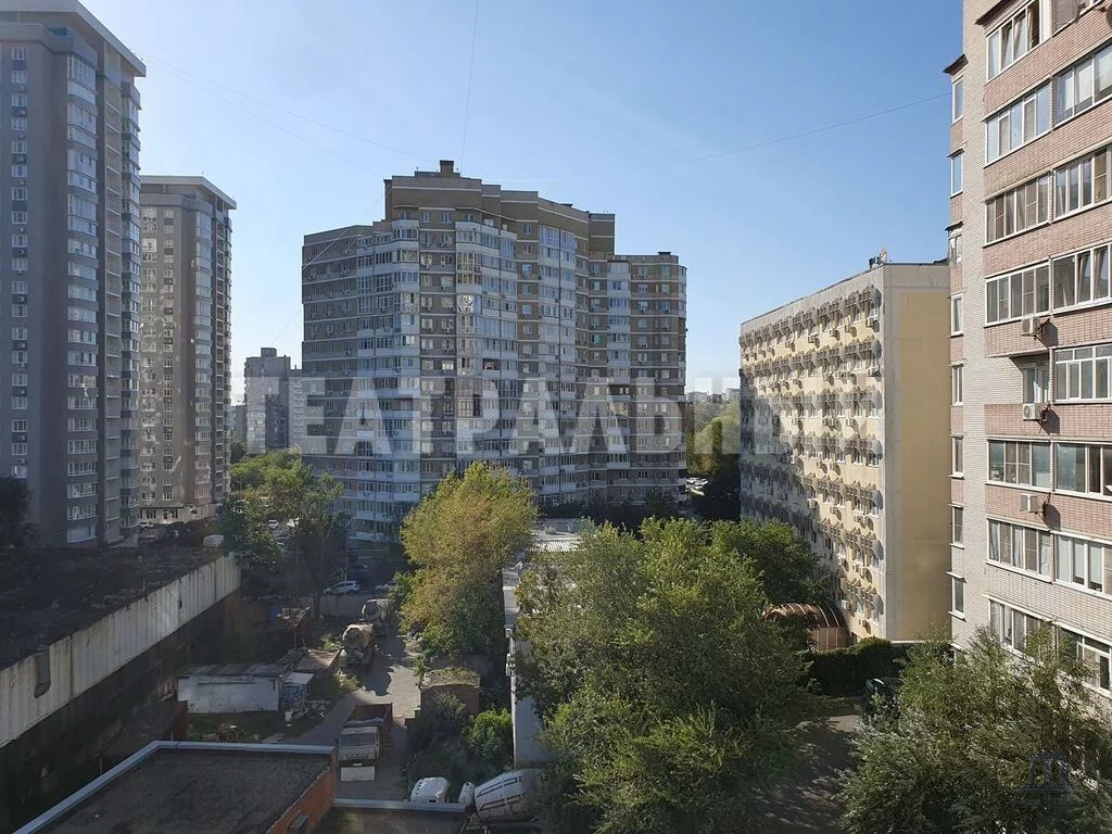 Продажа 4-комнатной квартиры, Ростов-на-Дону, ул. Искусственная,  29