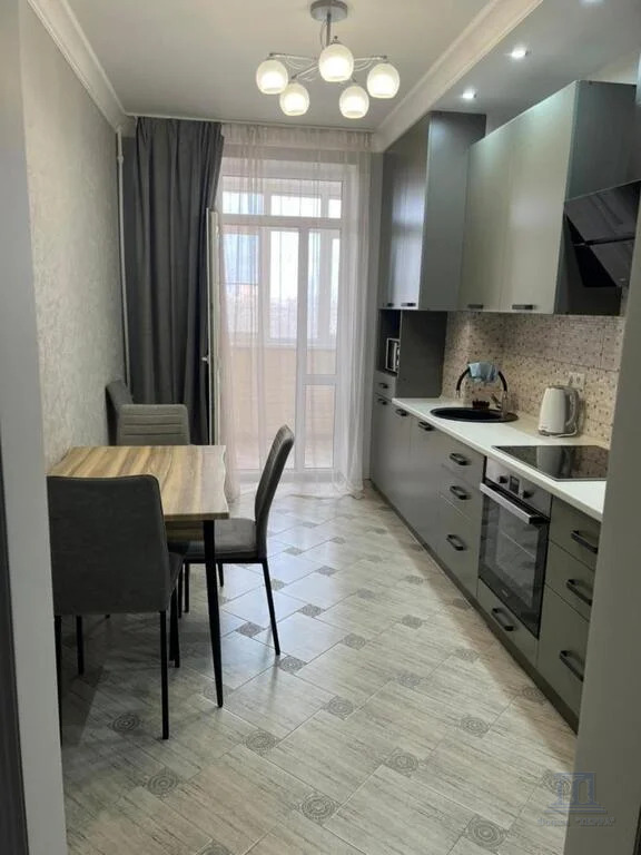 Продажа 1-комнатной квартиры, Ростов-на-Дону, ул. Баррикадная 2-я,  4