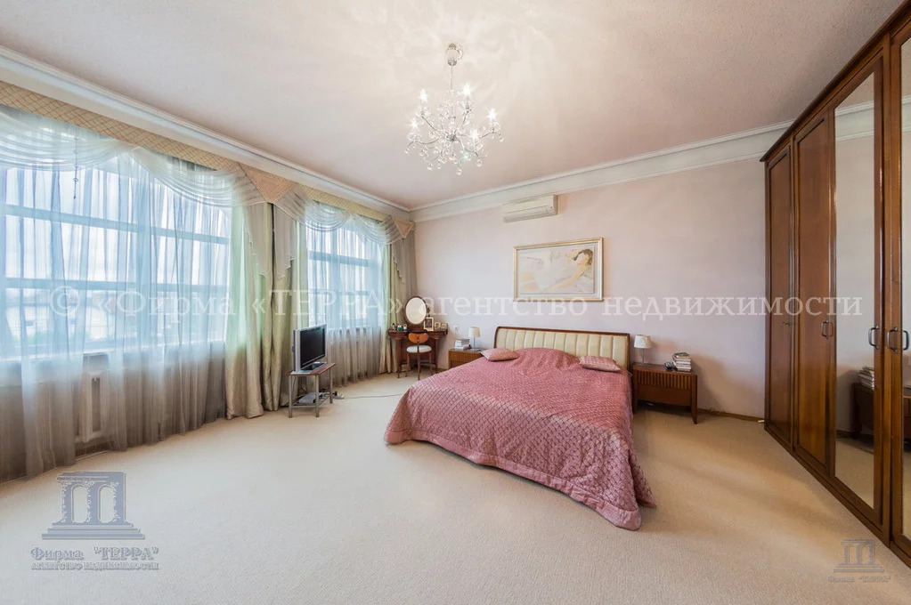 Продажа дома, 448м <sup>2</sup>, 6 сот., Ростов-на-Дону, Аральский пер.,  10