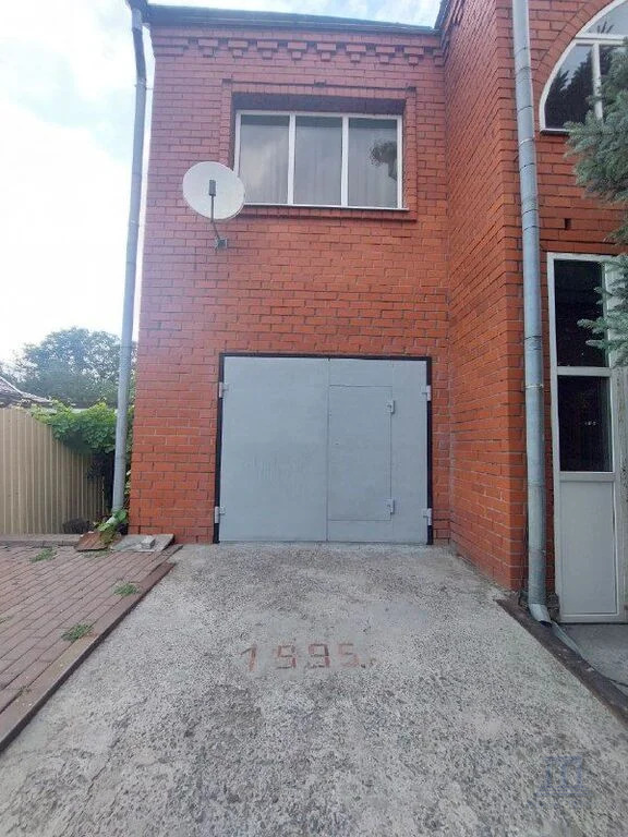 Продажа дома, 431м <sup>2</sup>, 2 сот., Ростов-на-Дону, 1-я Краснодонская,  12А/24А