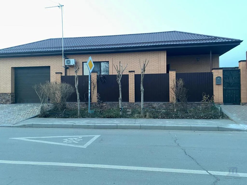 Продажа дома, 210м <sup>2</sup>, 4 сот., Ростов-на-Дону, ул. Детская