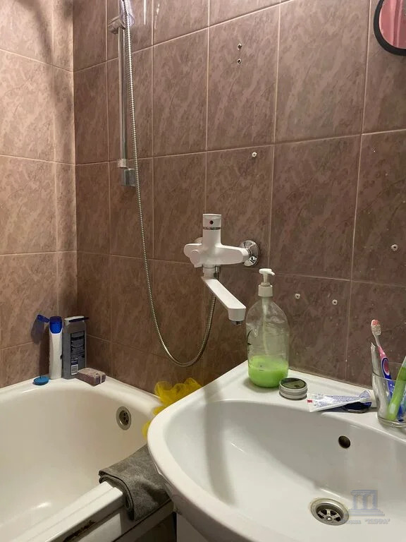 Продажа 2-комнатной квартиры, Ростов-на-Дону, ул. Народного Ополчения,  25