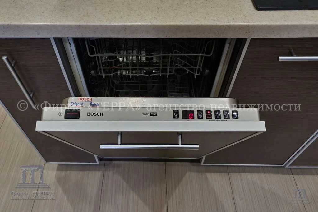 Продажа 3-комнатной квартиры, Ростов-на-Дону, ул. Текучева,  139В