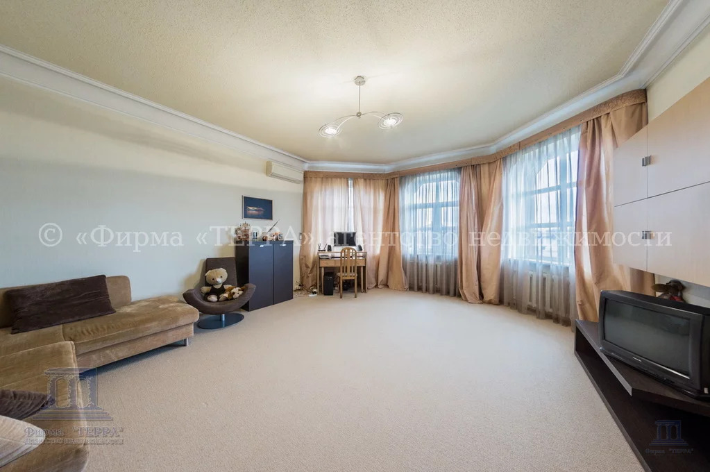 Продажа дома, 448м <sup>2</sup>, 6 сот., Ростов-на-Дону, Аральский пер.,  10