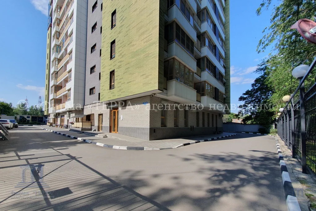 Продажа 3-комнатной квартиры, Ростов-на-Дону, ул. Каяни,  9В
