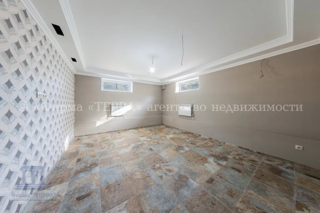 Продажа дома, 300м <sup>2</sup>, 6 сот., Ростов-на-Дону, ул. Ровенская,  114