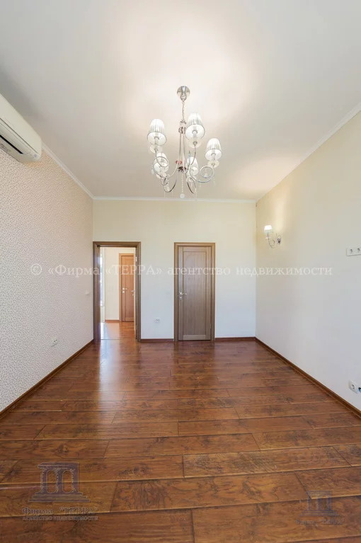 Продажа дома, 300м <sup>2</sup>, 6 сот., Ростов-на-Дону, ул. Ровенская,  114