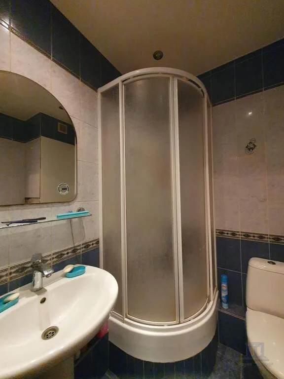 Продажа 2-комнатной квартиры, Ростов-на-Дону, ул. Разина,  1