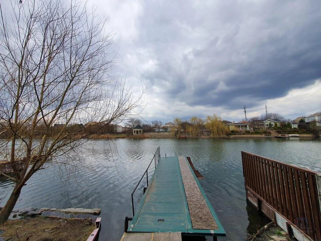 Продажа дома, 205м <sup>2</sup>, 6 сот., Камышеваха, ул. Озерная