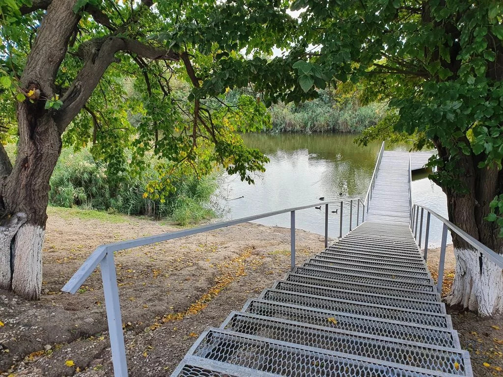 Продажа дома, 480м <sup>2</sup>, 8 сот., Ленинаван, ул. Набережная