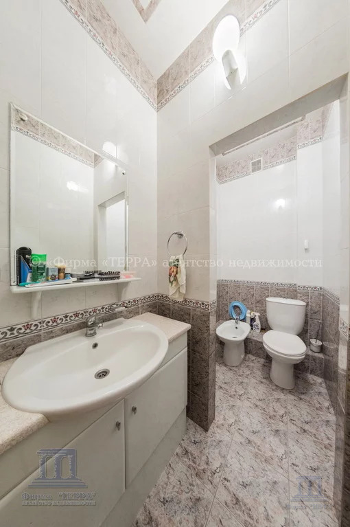 Продажа дома, 448м <sup>2</sup>, 6 сот., Ростов-на-Дону, Аральский пер.,  10